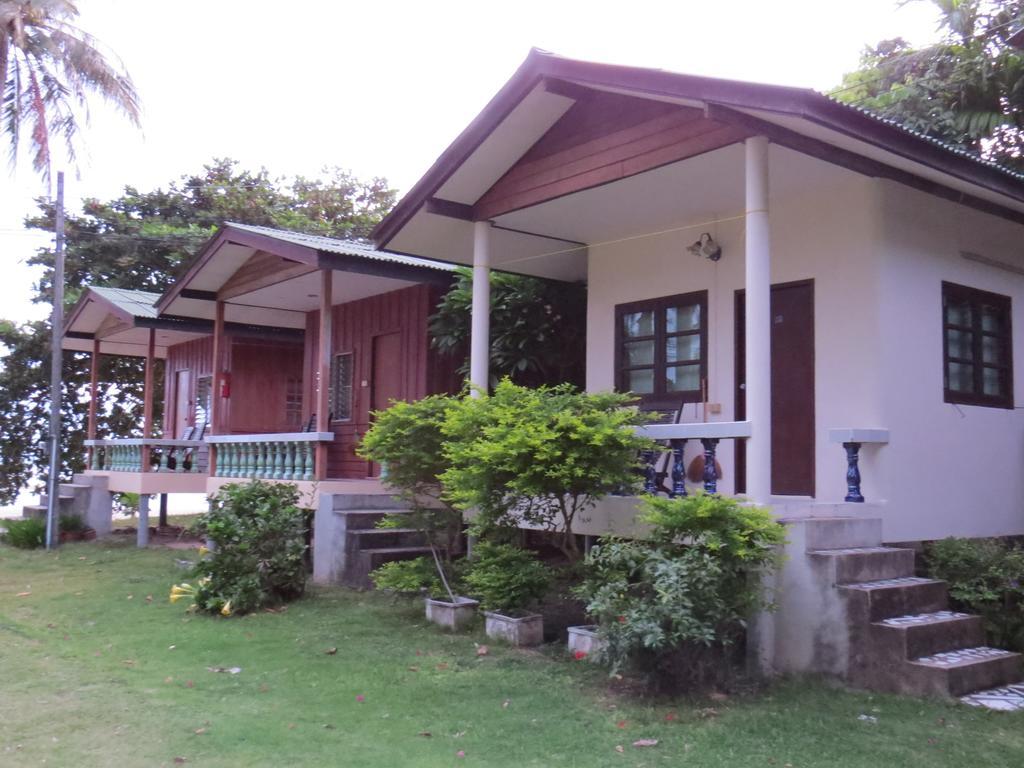 Blue Lotus Resort Baan Tai Room photo